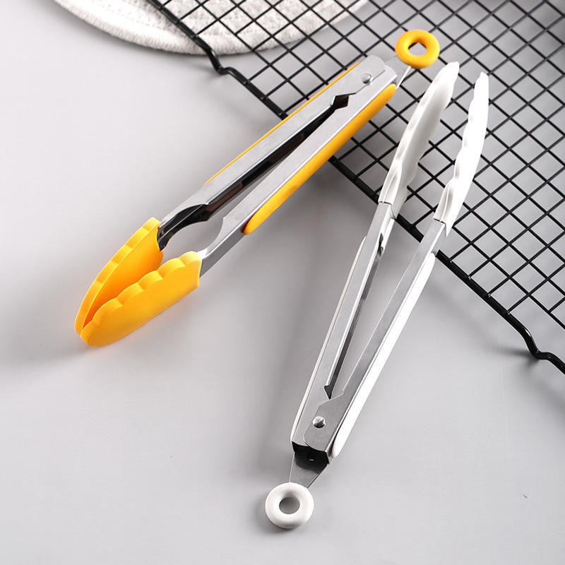 Kingwise New Kitchen Utensils Stainless Steel and Silicone Food Serving Tongs for Bread Beef Cooking