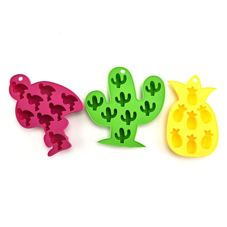 Kingwise Yangjiang Eco-Friendly Freezer Proof -40C Heat Resistant 230C 3D Pink Flamingo Shape Small Silicone Ice Cube Tray