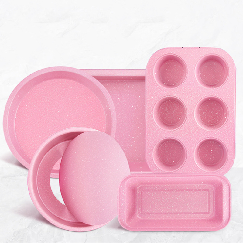 Kingwise Hot Sale Pink Non-Stick Carbon Steel Bakeware Valentine Kitchen Cake Molds Baking Pan Mold Sets