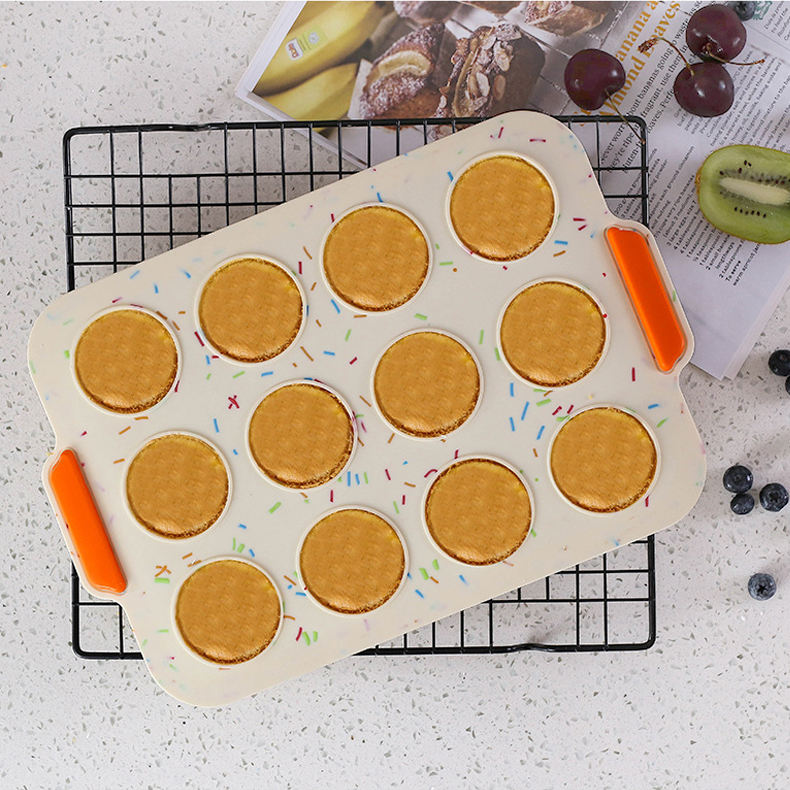 Kingwise 12-Cup Bakeware Silicone Muffin Tray BPA-Free Baking Dish & Pan In-Stock Cake Tools for Cupcakes & Cakes