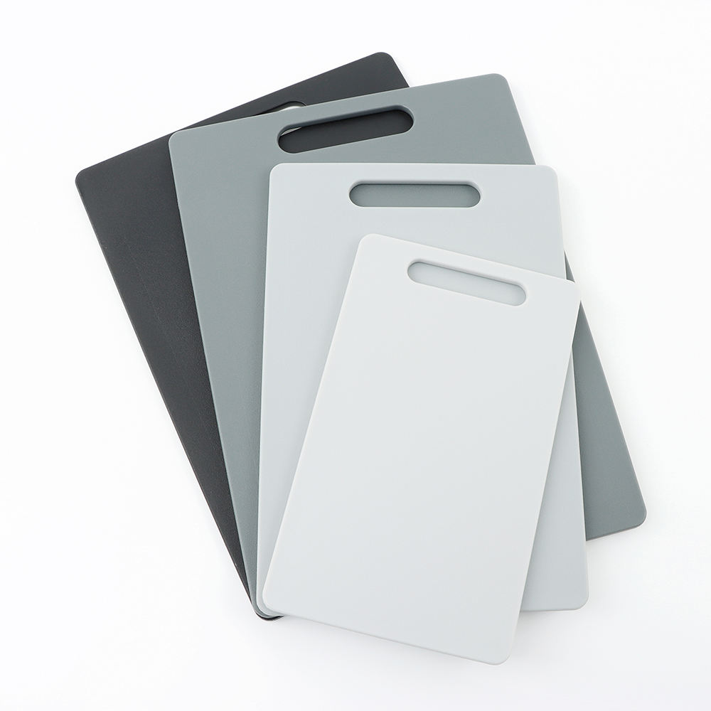 OEM Logo Non-Slip Handle Plastic PP Multi-Function Rectangle 4Pcs Raw Food Serving Cutting Board Vegetable Fruit Chopping Board