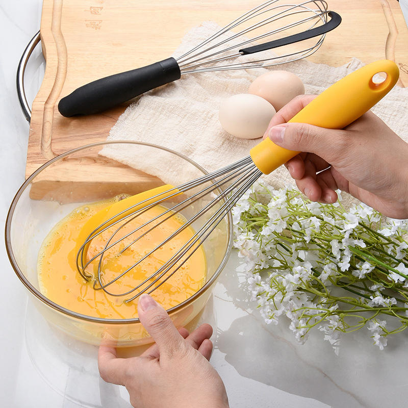 Kingwise Kitchen Accessoires Stainless Steel Egg Mixer 2 in 1 New Silicone Spatula Egg Whisk Manual Egg Beater With Scraper