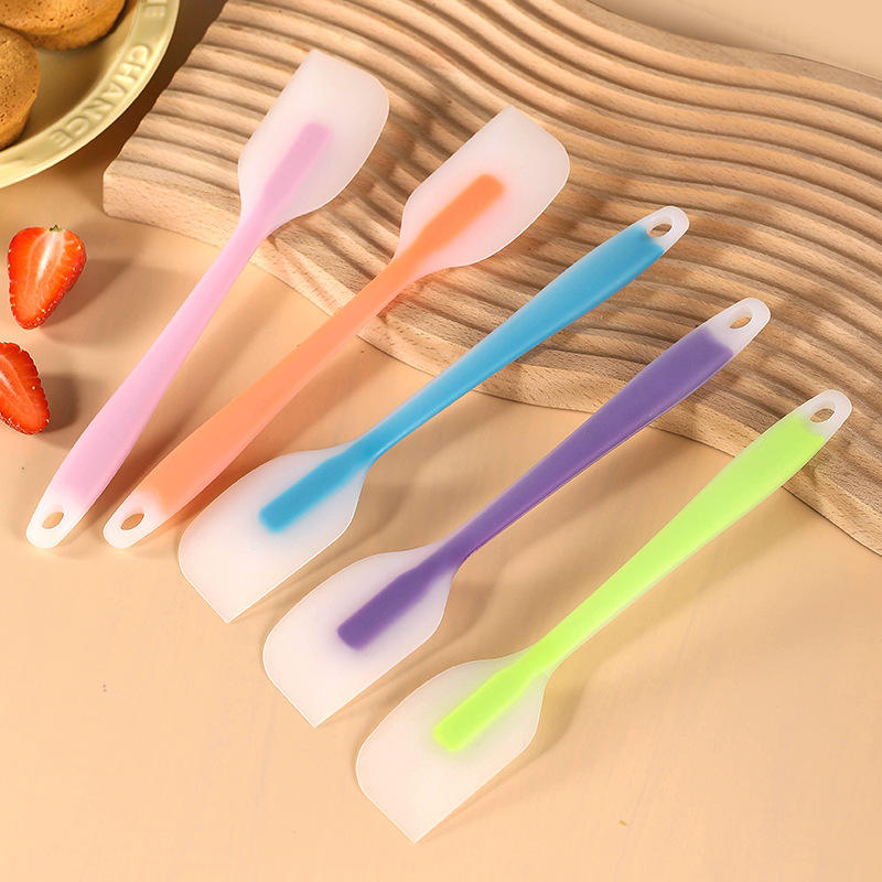 Large Translucence Integrated Silicone Kitchen Baking Cooking Utensil Scraper Heat Resistant Non Stick Silicone Pastry Spatula