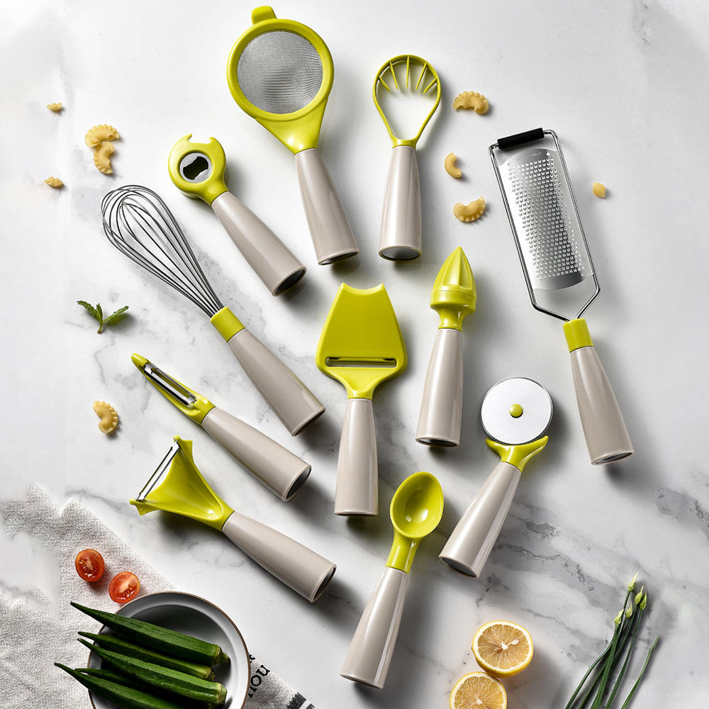 Kingwise Custom Logo 12-Piece Kitchen Tools Set PP Plastic Vegetable & Fruit Tool Gadgets Home and Kitchen Accessories