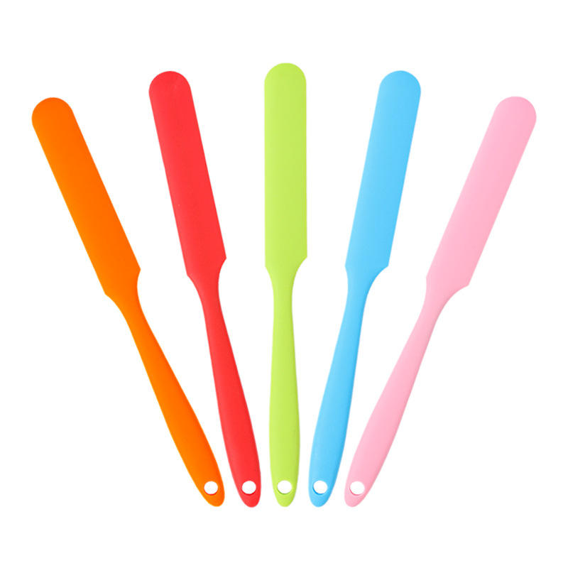 Kingwise Home and Kitchen Baking Pastry Tools Silicone Long Icing Spatula Scraper for Baking Cooking