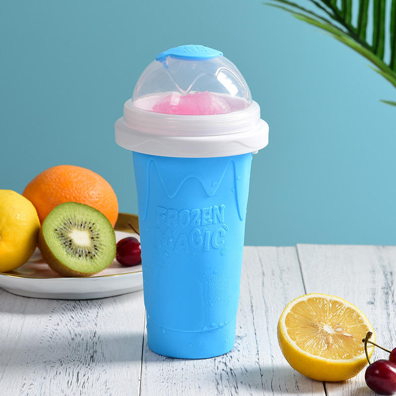 Kingwise Hot Sale Cool Gadgets Slushie Squeeze Cup Custom Reusable Slushie Cups With Lids Silicone  Big Slushy Cup