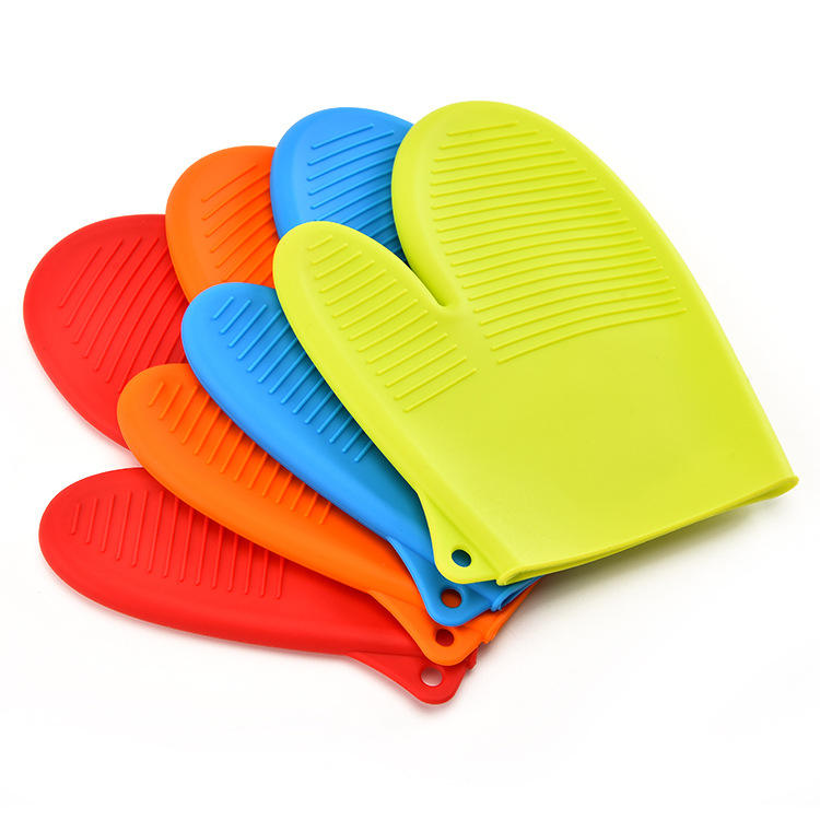 Kingwise High Quality Heat-Resistant Eco-Friendly Silicone Gloves with Silicone Lining Dishwasher Safe for Oven Use Home Cooking