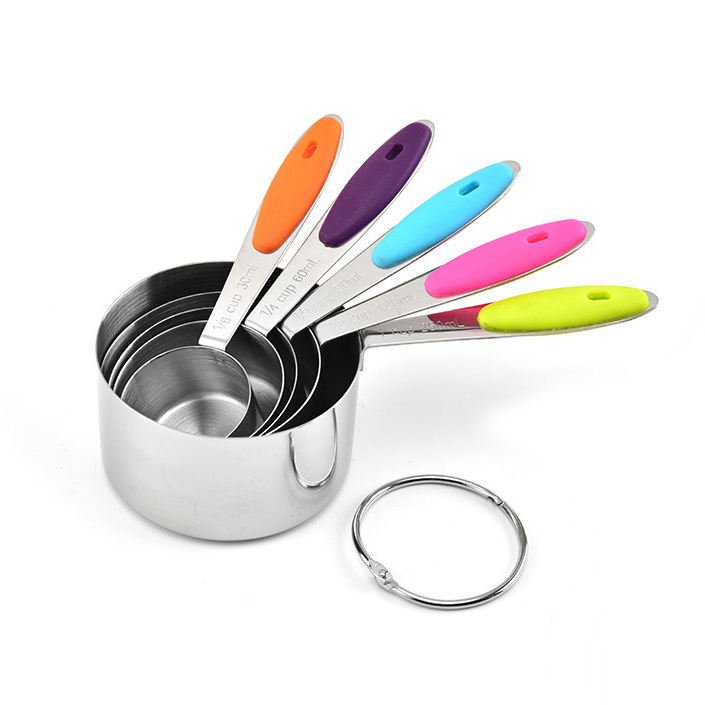 Kingwise Hot Sale Kitchen Baking Tool 5pcs Nonslip Handle Measuring Spoon Stainless Steel Measuring Cup Set