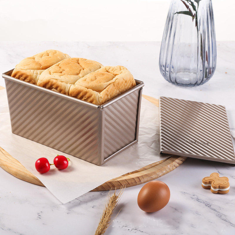 Kingwise High Quality Golden Carbon Steel Corrugated Toast Baking Cake Mould with Lid Baking Tool Toast Bread Mould Toast Box