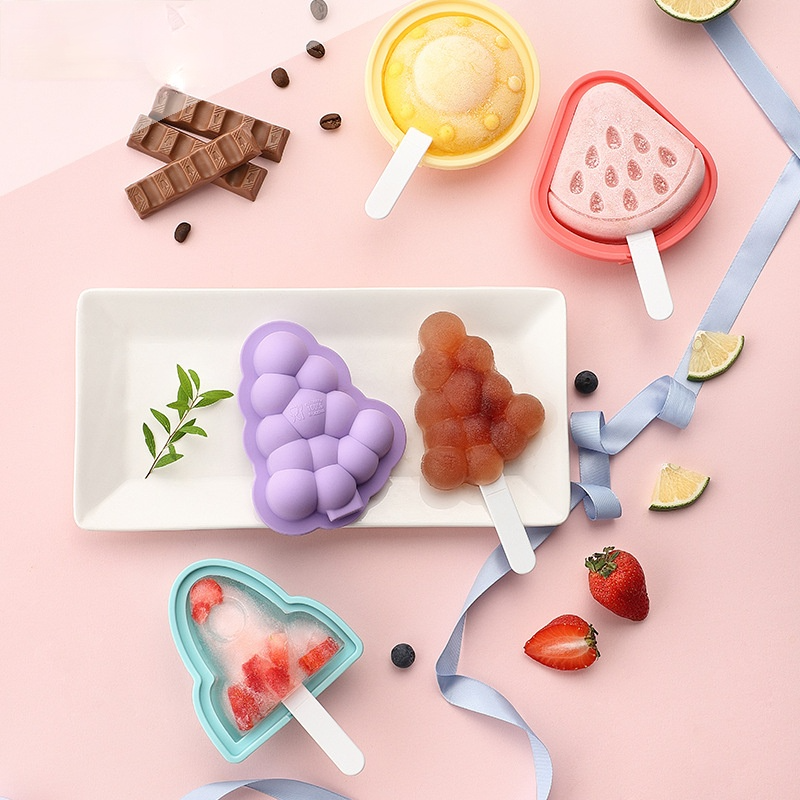 Kingwise Wholesale Cartoon Fruit Shape DIY Popsicle Sticks Ice Cream Tools Novelty Ice Cream Silicone Mold
